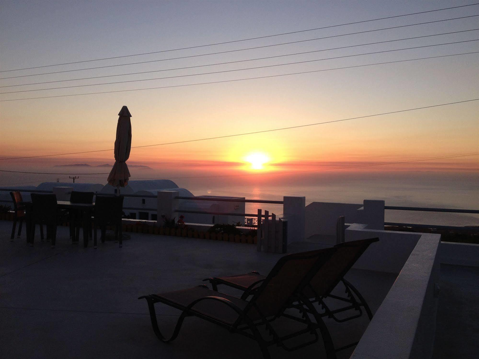 Athiri Santorini Hotel อิเมโรวิยอน ภายนอก รูปภาพ